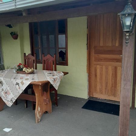 فيلا Casa Do Arco-Iris Florianópolis المظهر الخارجي الصورة